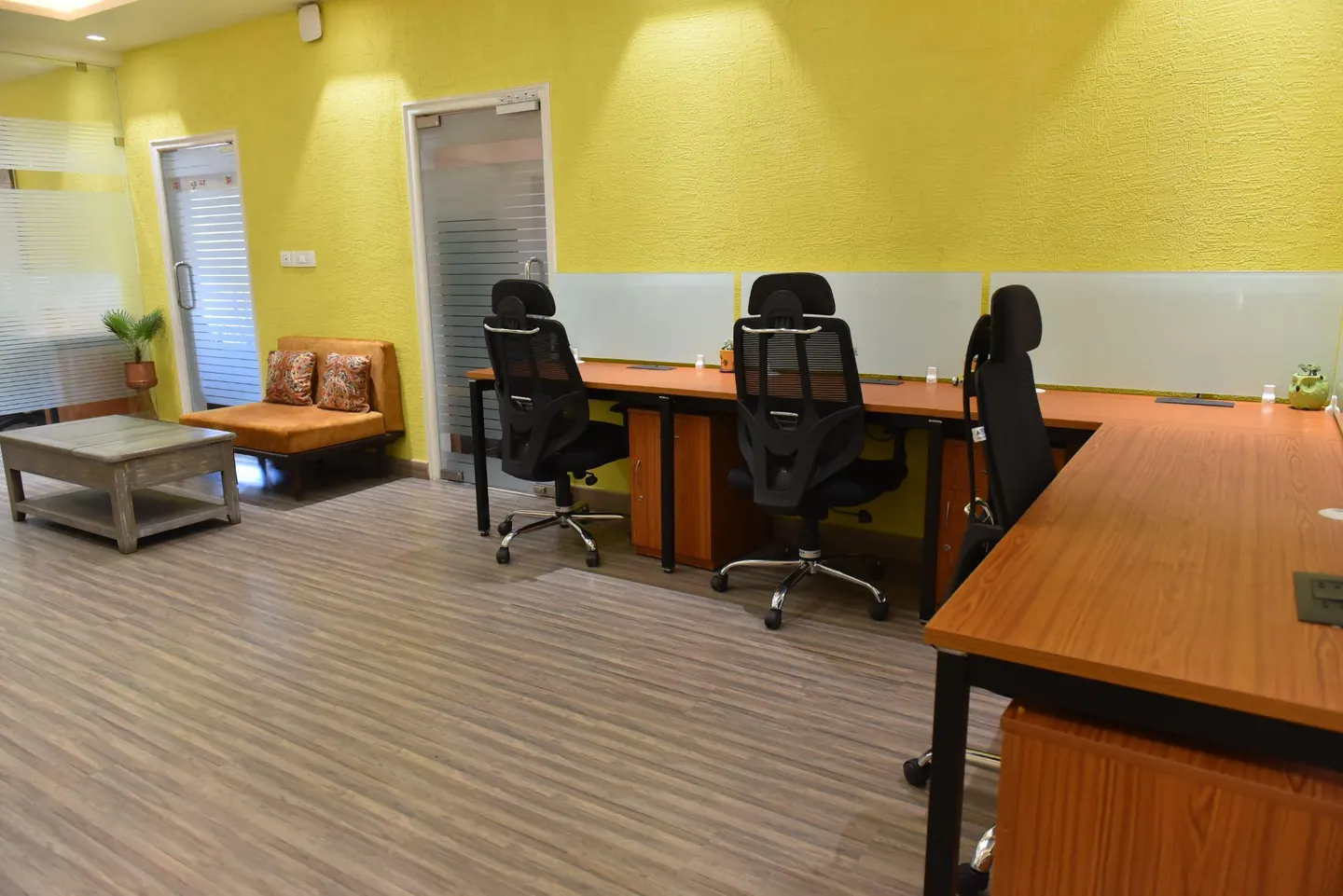 Day pass & hot desks at CollaboCorner coworking space, Civil Lines, Jaipur