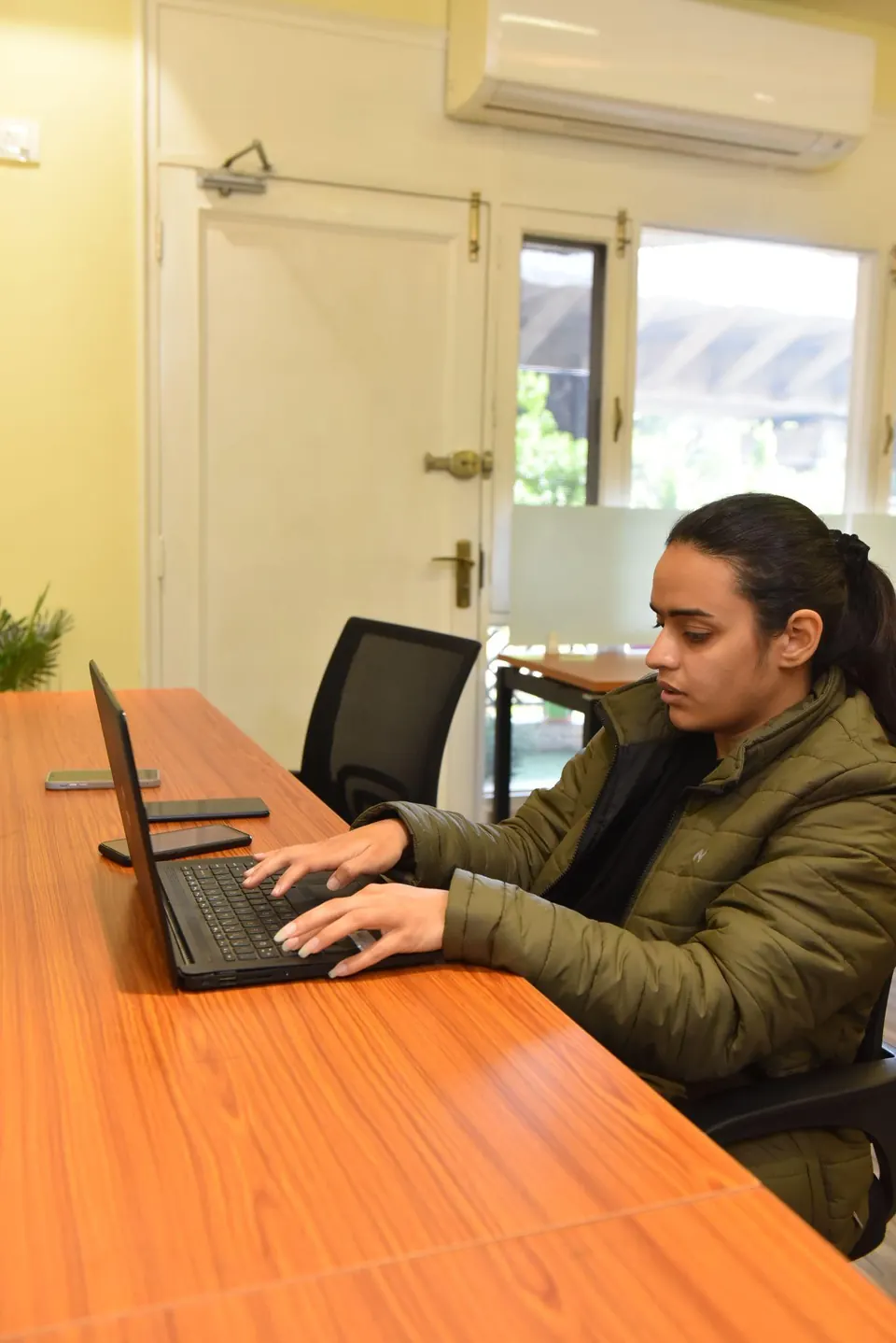 Dedicated desks at CollaboCorner, Jaipur: photo 3