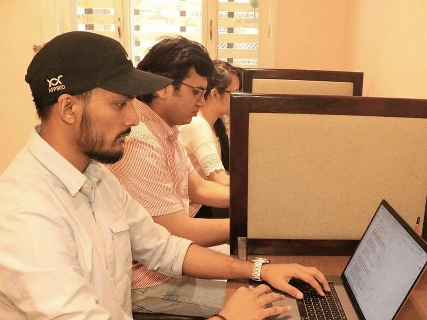 Dedicated desks at CollaboCorner, Jaipur: photo 2